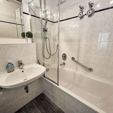 Bellevue-5 By Interhome *